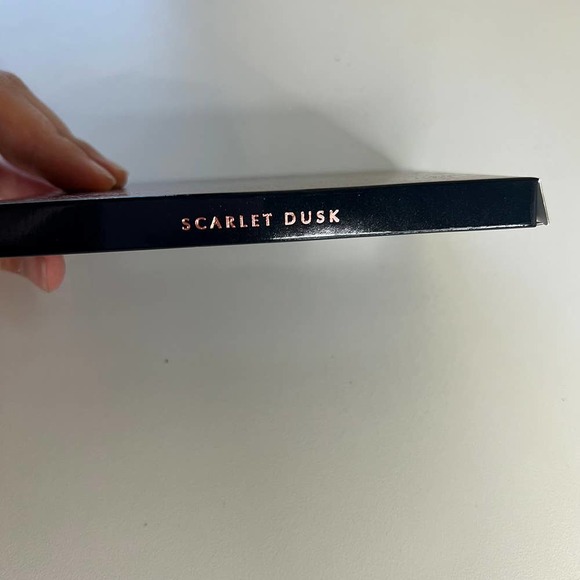 Ace Beaute Quintessential Eyeshadow Palette 0.55 Oz NEW - Picture 3 of 5